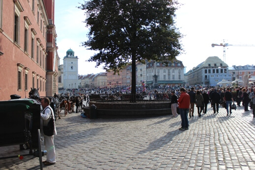 Warszawa - Plac przed Zamkiem Królewskim. Autor © Łukasz Suska