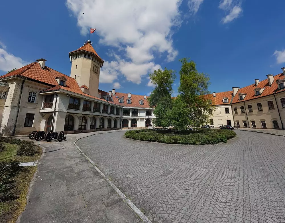 Zamek w Pułtusku - hotel i muzeum