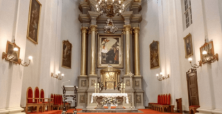 Ołtarz Główny - kościół świętego Franciszka w Warszawie