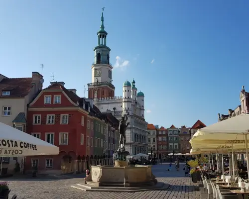 Wycieczki szkolne po Poznaniu fontanna
